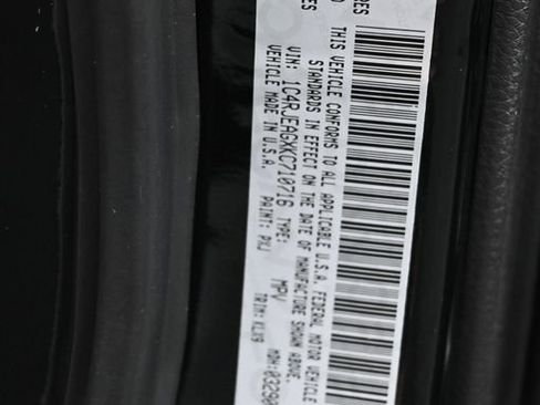 Used 2019 Jeep Grand Cherokee Altitude RWD image 19