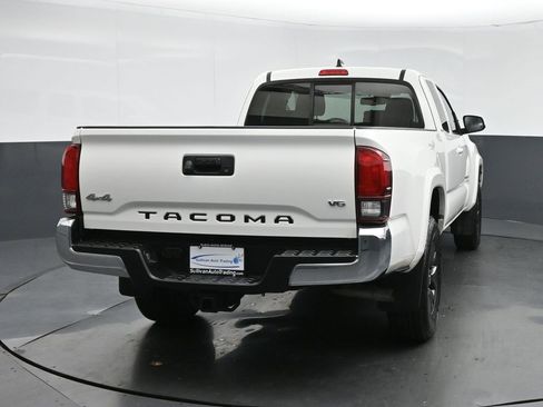 Used 2021 Toyota Tacoma SR5 image 6