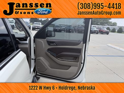 Used 2015 Chevrolet Tahoe LT AWD/4WD image 13