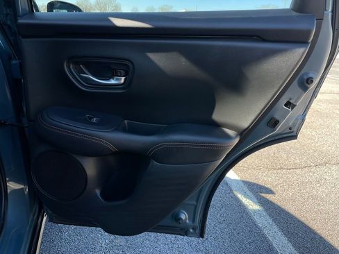 Certified 2025 Honda HR-V Sport image 33