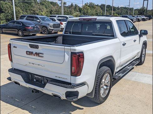 Certified 2024 GMC Sierra 1500 Denali w/ Technology Package AWD/4WD image 7