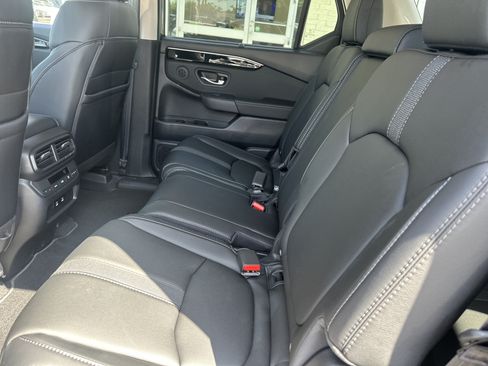 Used 2026 Honda Pilot EX-L image 10