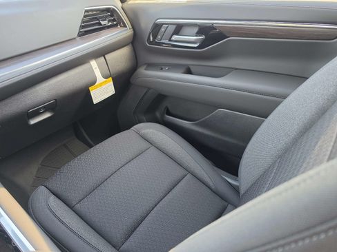 New 2026 Chevrolet Suburban LS w/ Max Trailering Package RWD image 20