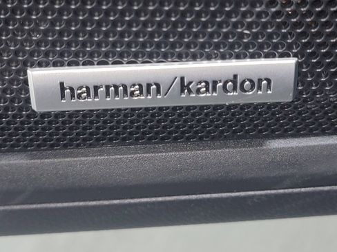 Certified 2025 Subaru Outback Limited XT image 21