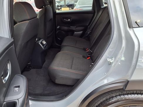 Used 2025 Honda HR-V Sport image 19