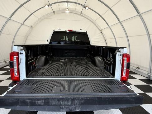 Used 2024 Ford F350 XLT w/ XLT Premium Package image 4
