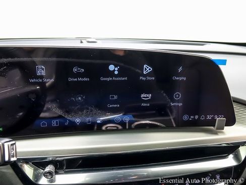 New 2025 Cadillac Lyriq Sport image 14