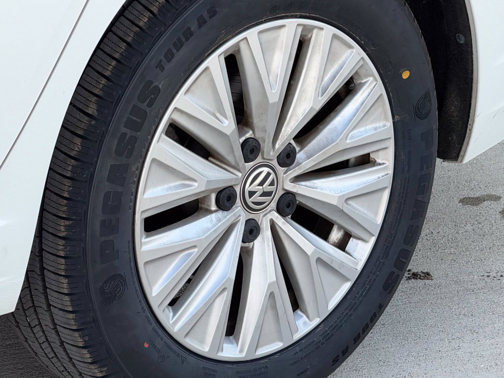 Used 2019 Volkswagen Jetta S w/ Driver Assistance Package FWD image 12