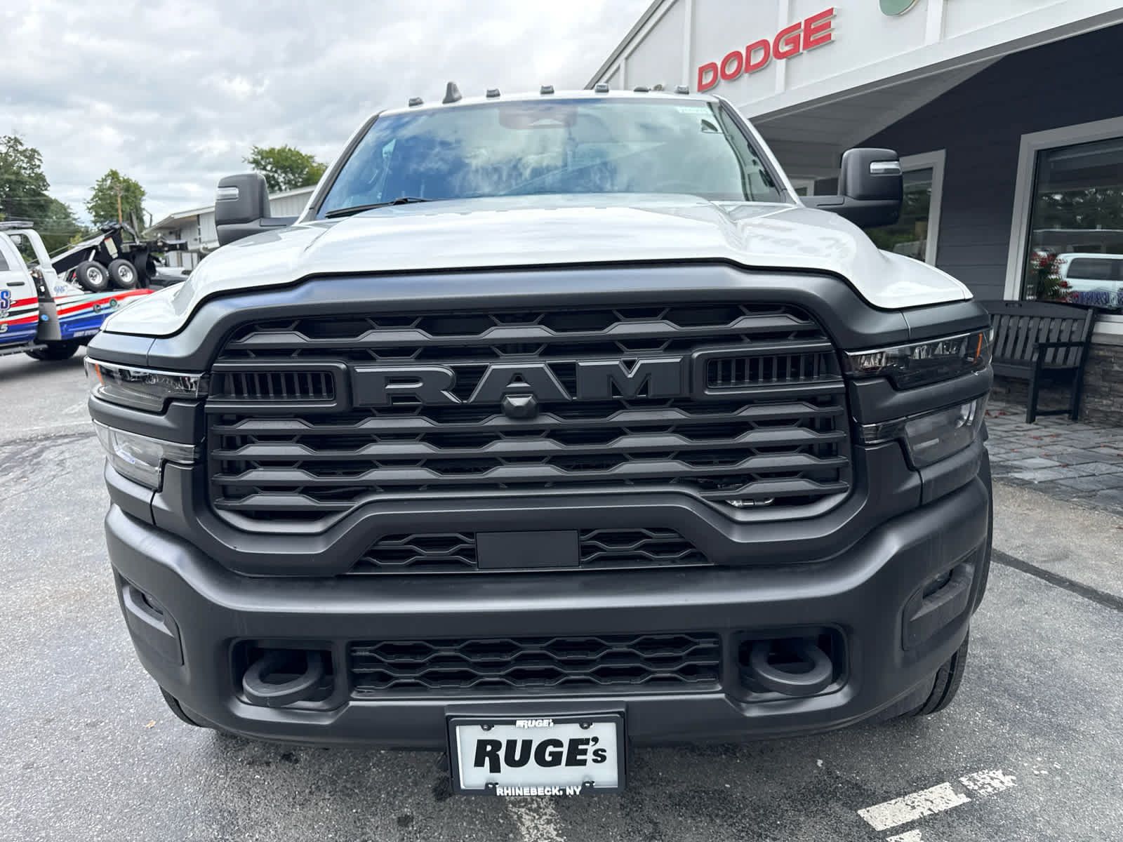 New 2026 RAM 5500 Tradesman AWD/4WD image 7