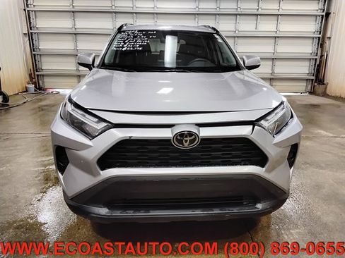 Used 2025 Toyota RAV4 XLE w/ Convenience Package FWD image 7