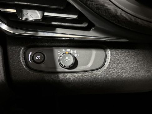 New 2026 Buick Envista Sport Touring w/ Convenience I Package FWD image 18