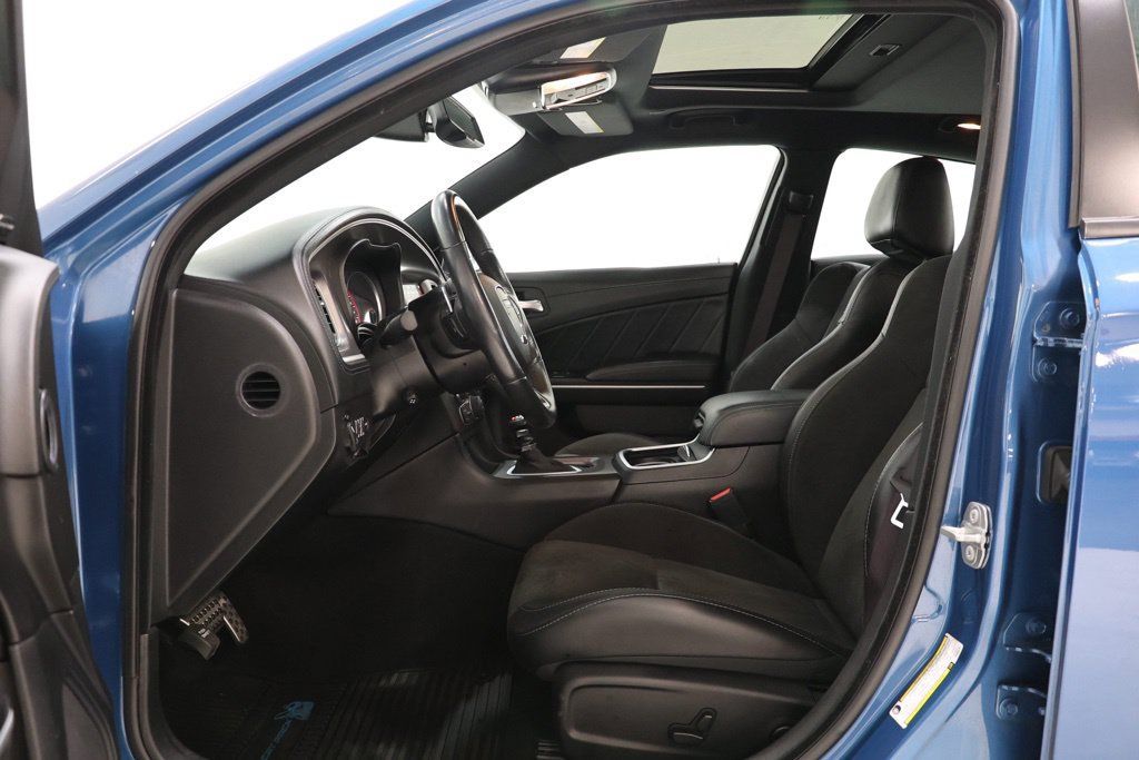 Used 2022 Dodge Charger Scat Pack w/ Plus Group RWD image 18