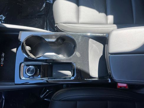 Certified 2025 Buick Envision Preferred image 25