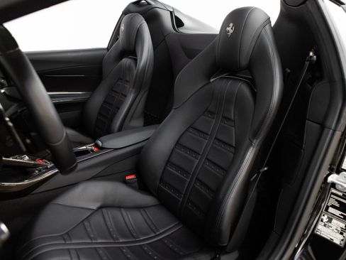 Certified 2021 Ferrari 812 GTS RWD image 3