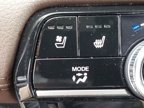 Certified 2023 Honda Pilot Elite image 7