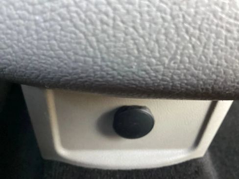 Used 2018 Ford Fusion SE FWD image 21