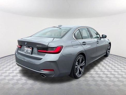 Used 2024 BMW 330i Sedan w/ Convenience Package RWD image 4
