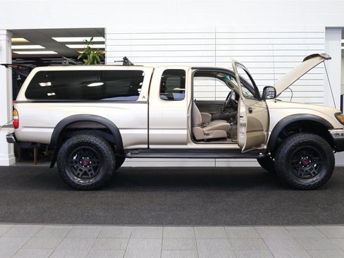 Used 2002 Toyota Tacoma 4x4 Xtracab V6 image 11