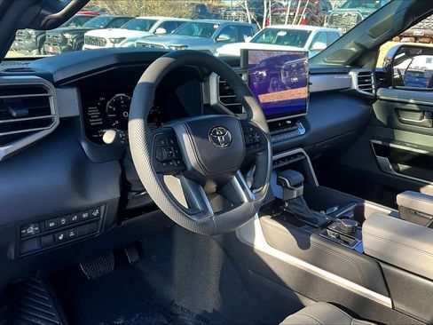 New 2026 Toyota Tundra Limited AWD/4WD image 8