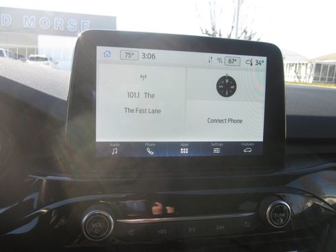 Used 2024 Ford Escape ST-Line image 18