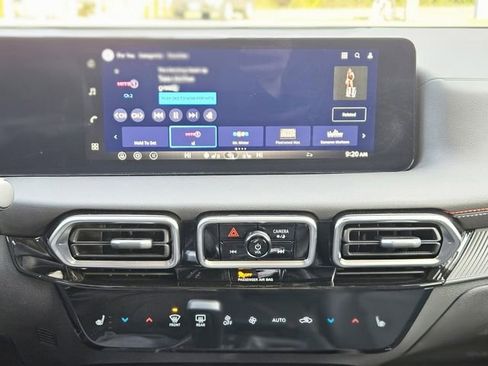 New 2026 Nissan Sentra SR w/ SR Premium Package FWD image 21