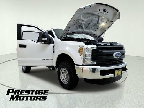 Used 2019 Ford F250 XL w/ Power Equipment Group AWD/4WD image 11