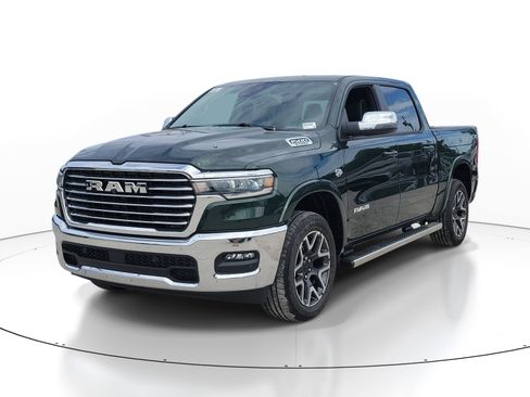 New 2026 RAM 1500 Laramie AWD/4WD image 3