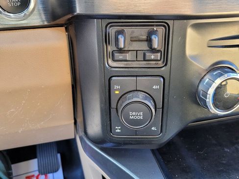 Used 2023 Ford F250 Lariat w/ Lariat Ultimate Package image 22