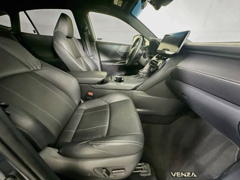 Used 2021 Toyota Venza XLE w/ Softex Package AWD/4WD image 30