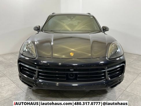 Used 2019 Porsche Cayenne S AWD/4WD image 3