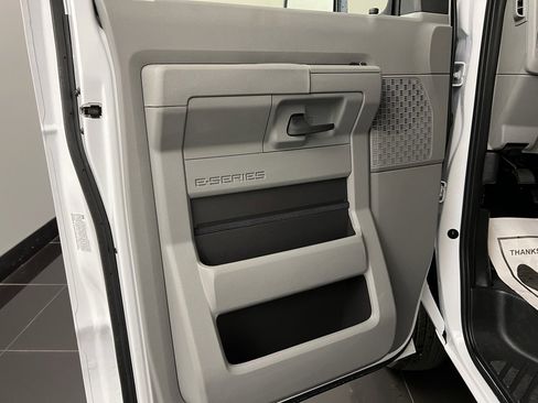New 2026 Ford E-350 and Econoline 350 Super Duty w/ Power Equipment Group image 23