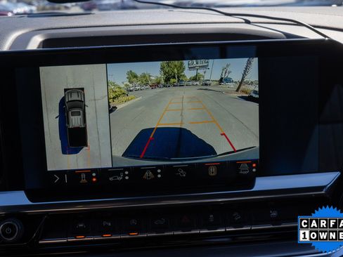 Used 2025 Chevrolet Silverado 1500 High Country w/ Technology Package image 17