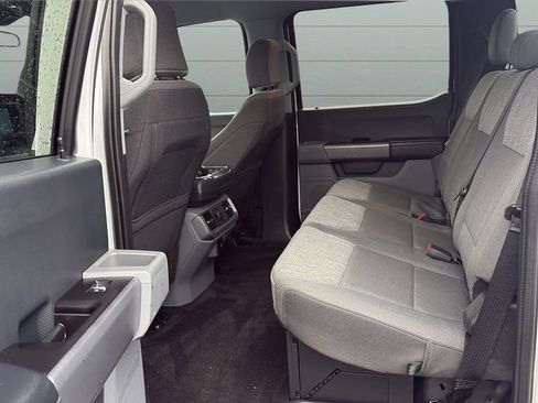 Used 2022 Ford F150 XLT image 12