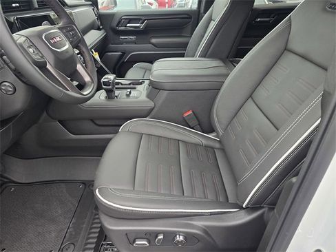 New 2026 GMC Sierra 1500 AT4X image 17