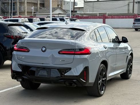 Used 2024 BMW X4 xDrive30i w/ Premium Package AWD/4WD image 4