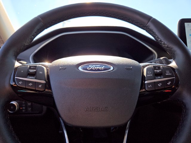 Used 2021 Ford Escape SEL w/ Technology Package AWD/4WD image 28