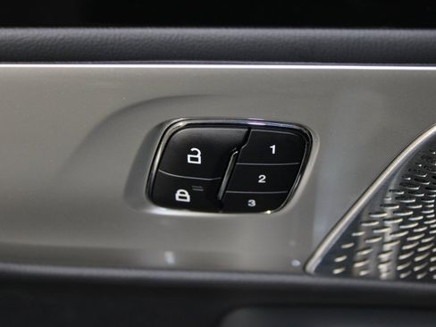 Used 2024 Lincoln Nautilus Reserve w/ Equipment Group 203A image 23