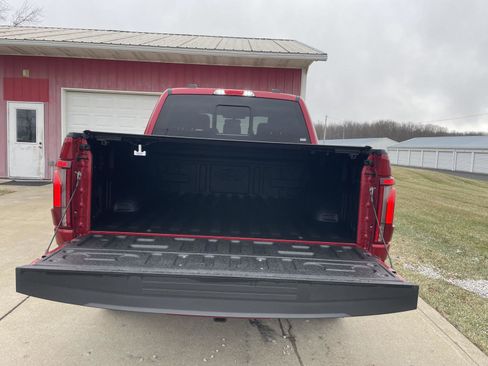 Used 2025 Ford F150 Lariat w/ Equipment Group 501A Mid image 34