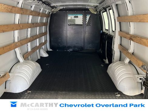 Used 2024 GMC Savana 2500 Work Van 3D Cargo Van w/ Driver Convenience Package image 21