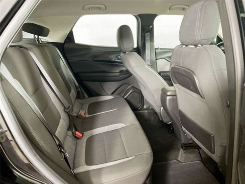 Used 2023 Chevrolet TrailBlazer LS AWD/4WD image 24