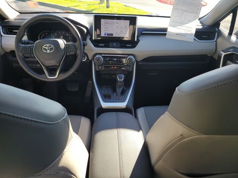 Certified 2025 Toyota RAV4 XLE Premium AWD/4WD image 16