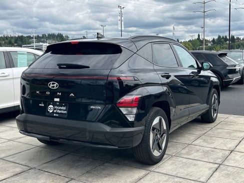 Certified 2024 Hyundai Kona SEL FWD image 9