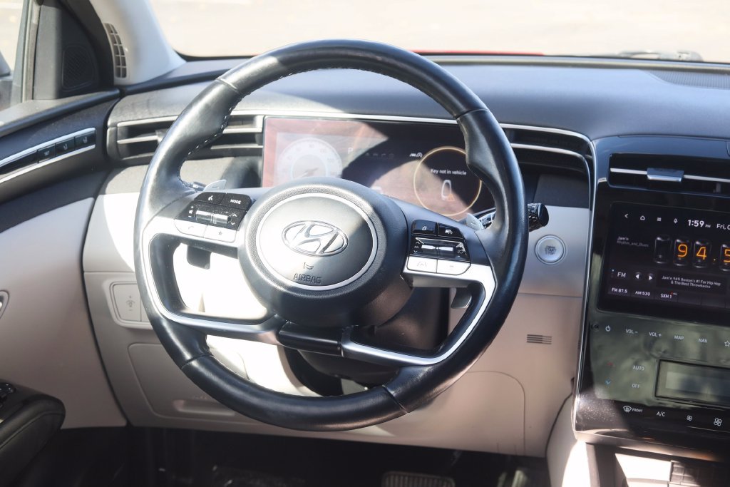 Used 2022 Hyundai Tucson Limited w/ Cargo Package AWD/4WD image 12