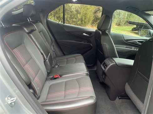 Used 2023 Chevrolet Equinox RS image 30