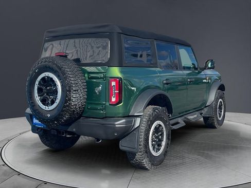 Used 2023 Ford Bronco Badlands w/ Sasquatch Package AWD/4WD image 5