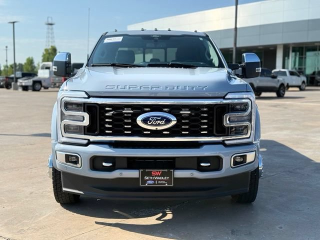 Used 2024 Ford F450 Limited AWD/4WD image 3