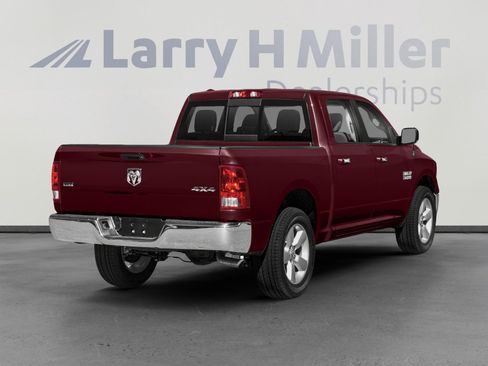 Used 2018 RAM 1500 Big Horn image 3