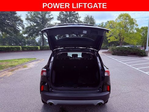 Used 2020 Ford Escape Titanium w/ Titanium Premium Package 2.0 FWD image 7
