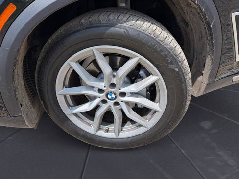 Used 2023 BMW X5 xDrive40i w/ Premium Package AWD/4WD image 14