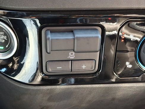 Used 2023 Chevrolet Silverado 1500 RST w/ Convenience Package II AWD/4WD image 26